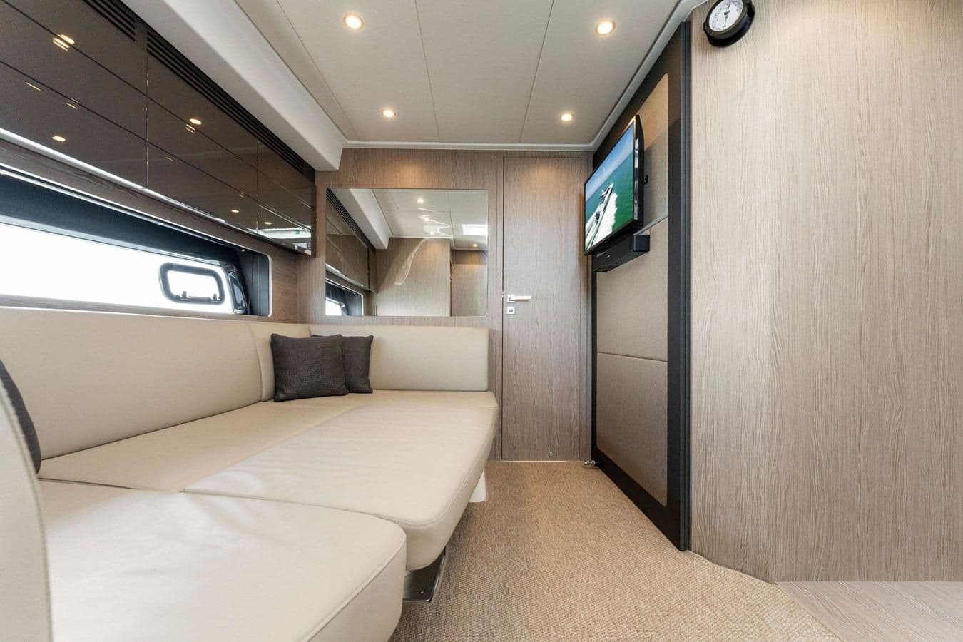 2021 Azimut Atlantis 45 for Sale in Lighthouse Point, Florida Sport Cruiser 5