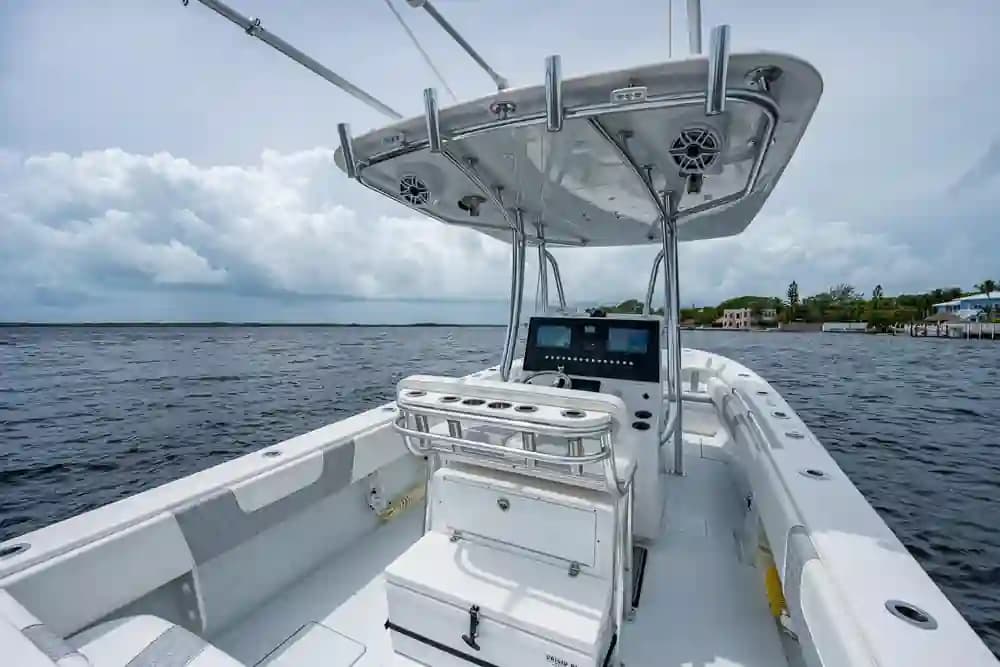 2022 Contender 30ST Sold in Miami, Florida Center Console 2