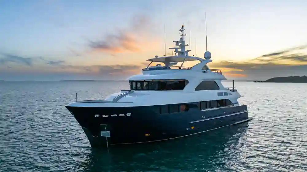 Jade Yachts 95' For Sale