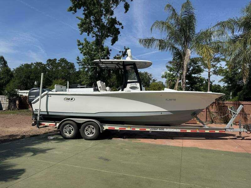 Sea Hunt Gamefish 27FS For Sale