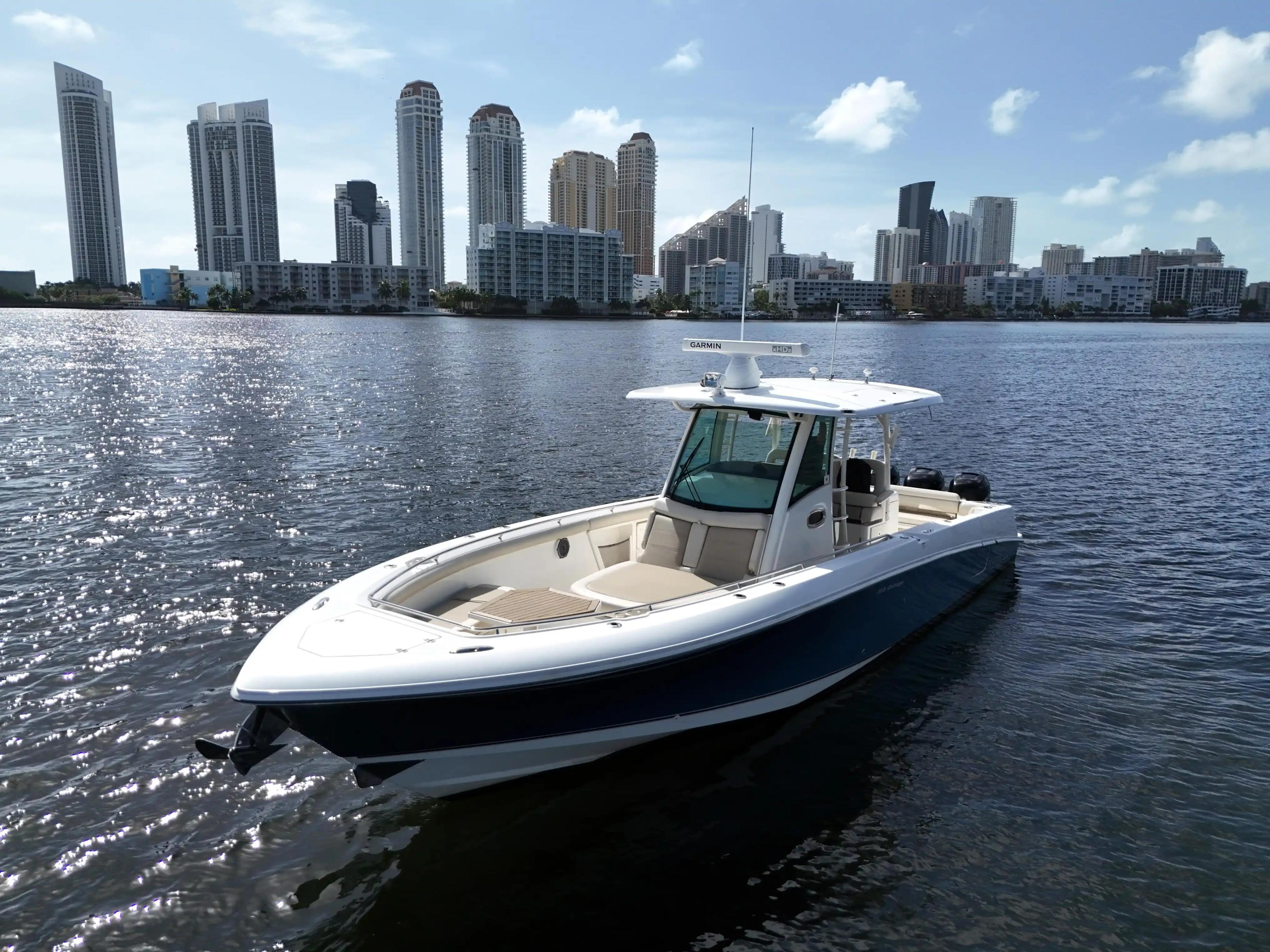 Boston Whaler 350 Outrage For Sale