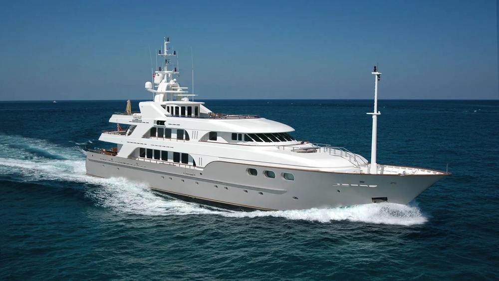 2005 Sensation Yachts 177 BELLA