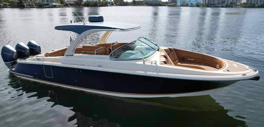 Yacht