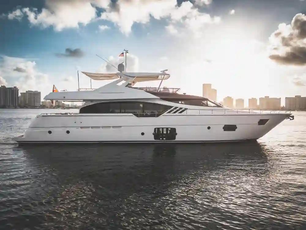 Ferretti Yachts 870 For Sale