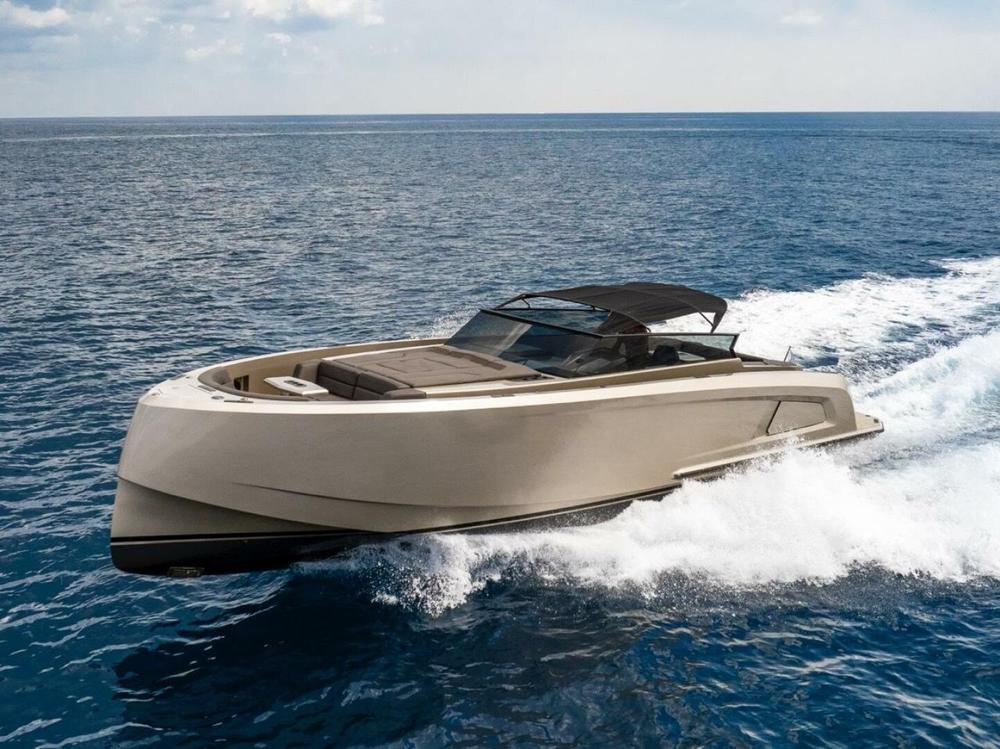 2022-vanquish-yachts-vq45-power-9687074-976490798-0-090420250710-1.jpg