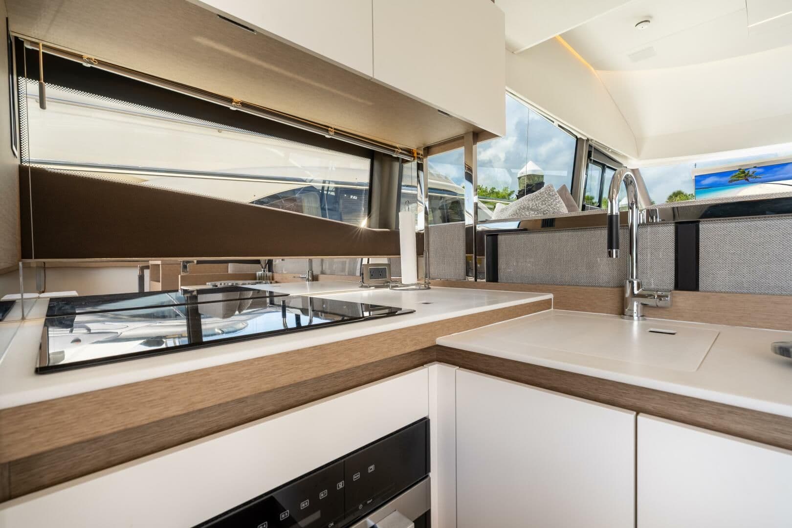 2023 Prestige F520 for Sale in Miami, Florida Flybridge 5
