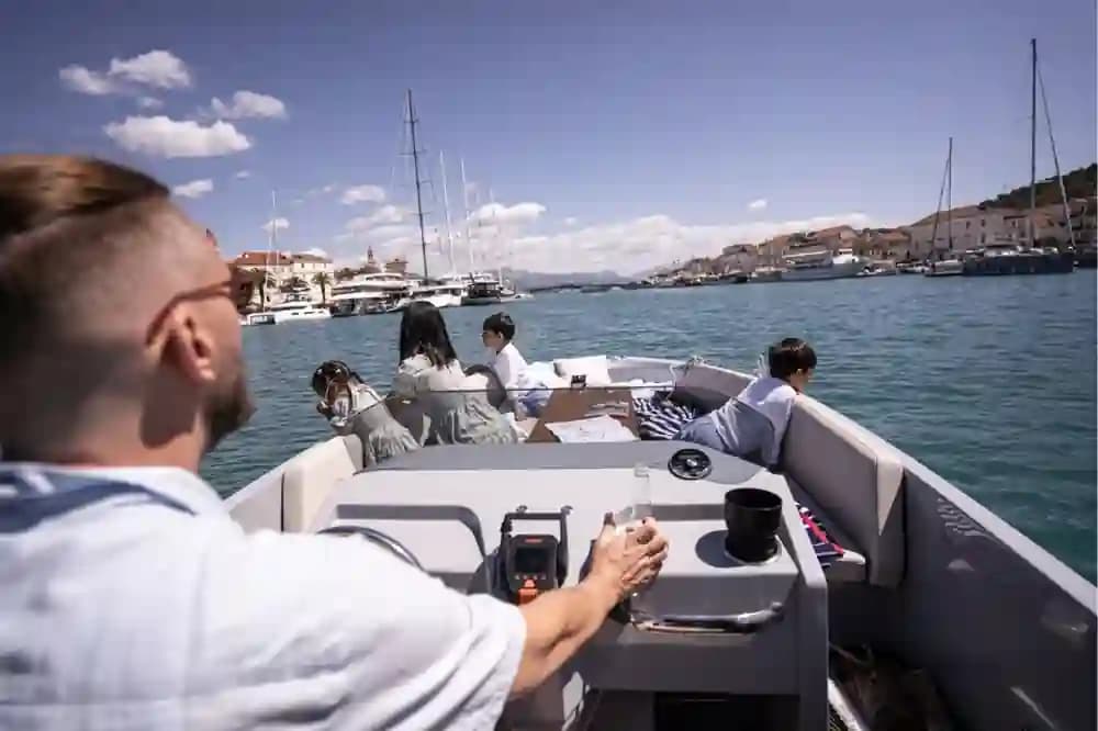 2023 RAND Breeze 20 Electric for Sale in Miami, Florida Day Boats 5