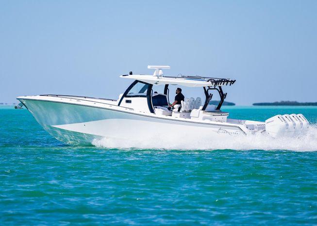 2025-blackwater-43-sportfish--power-9545533-20250312124905697-1_XLARGE.jpg