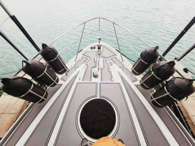 Regal 4460 Commodore For Sale