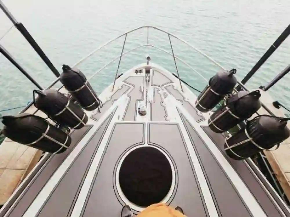 Regal 4460 Commodore For Sale