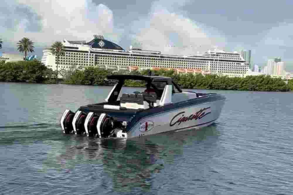 2024 Cigarette Racing 42' Auroris