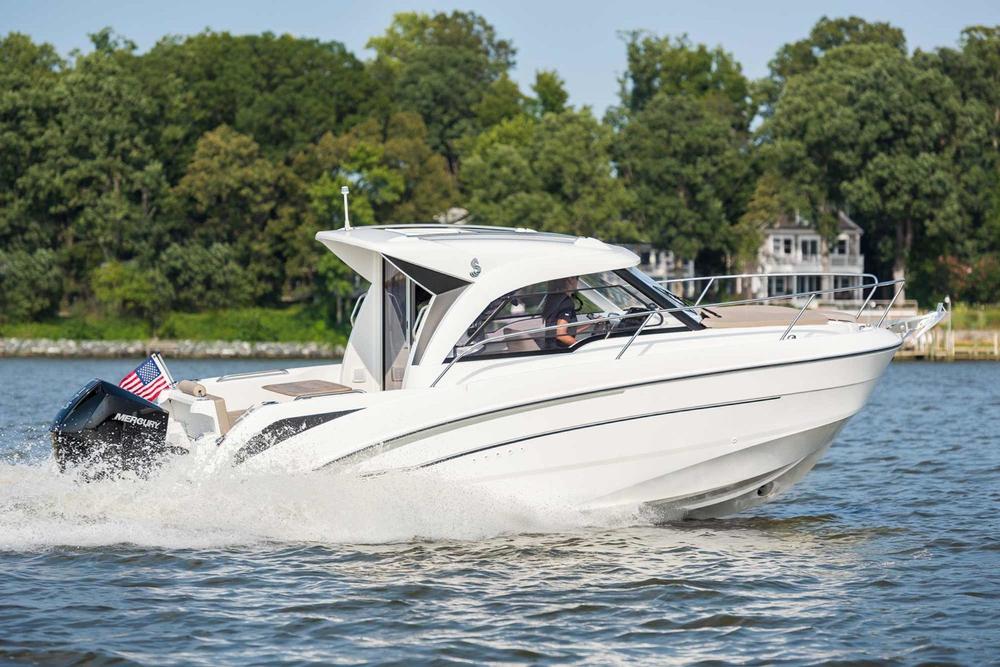 2026 Beneteau Antares 7