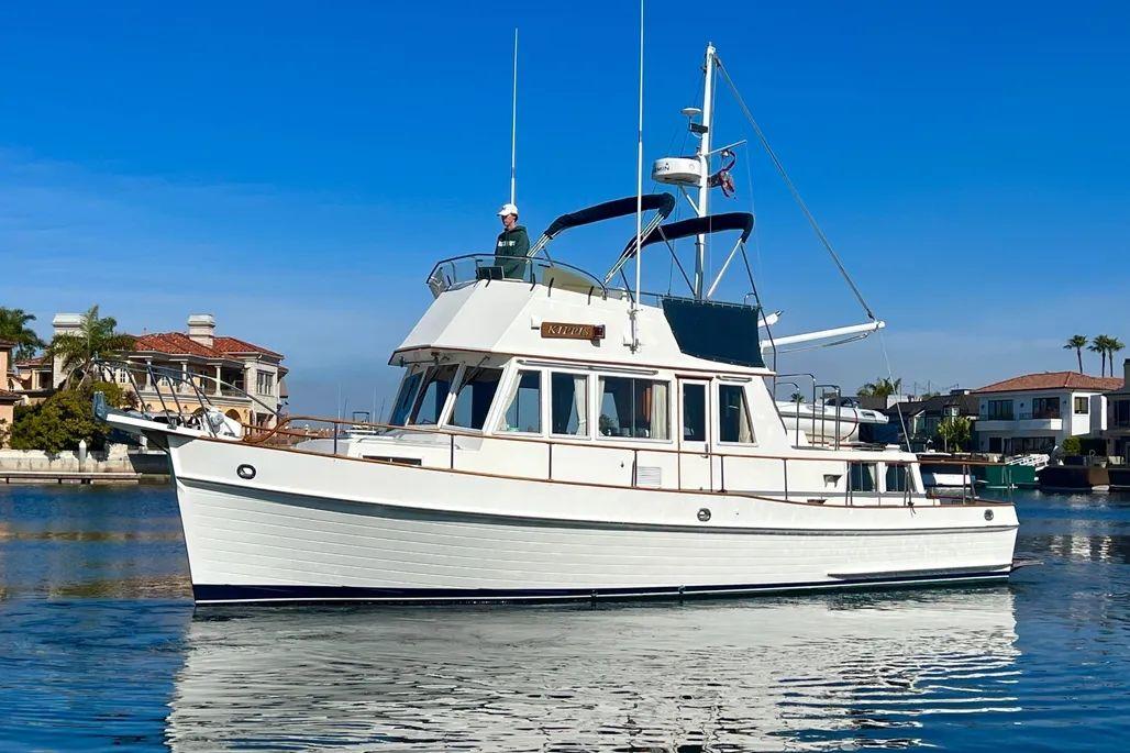 Grand Banks Yachts 36 Classic For Sale
