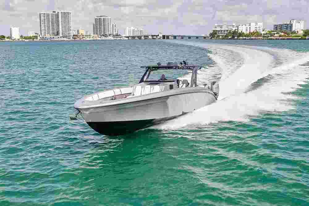 2022 Midnight Express Boats 43' Open