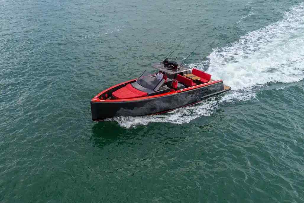 Yacht