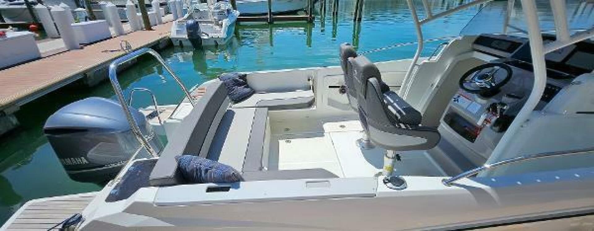 2019 Jeanneau Leader 7.5 CC for Sale in Tierra Verde, Florida Center Console 3