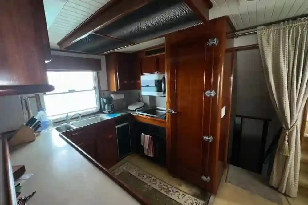 1992 Jones-Goodell 65' Long Range Trawler for Sale in Freeport, BS Trawler 5