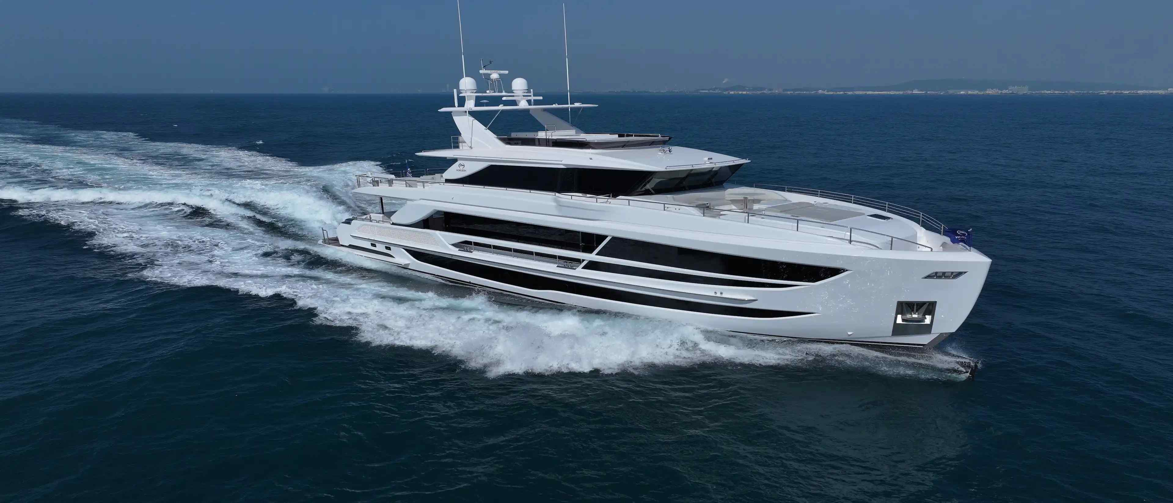 Yacht