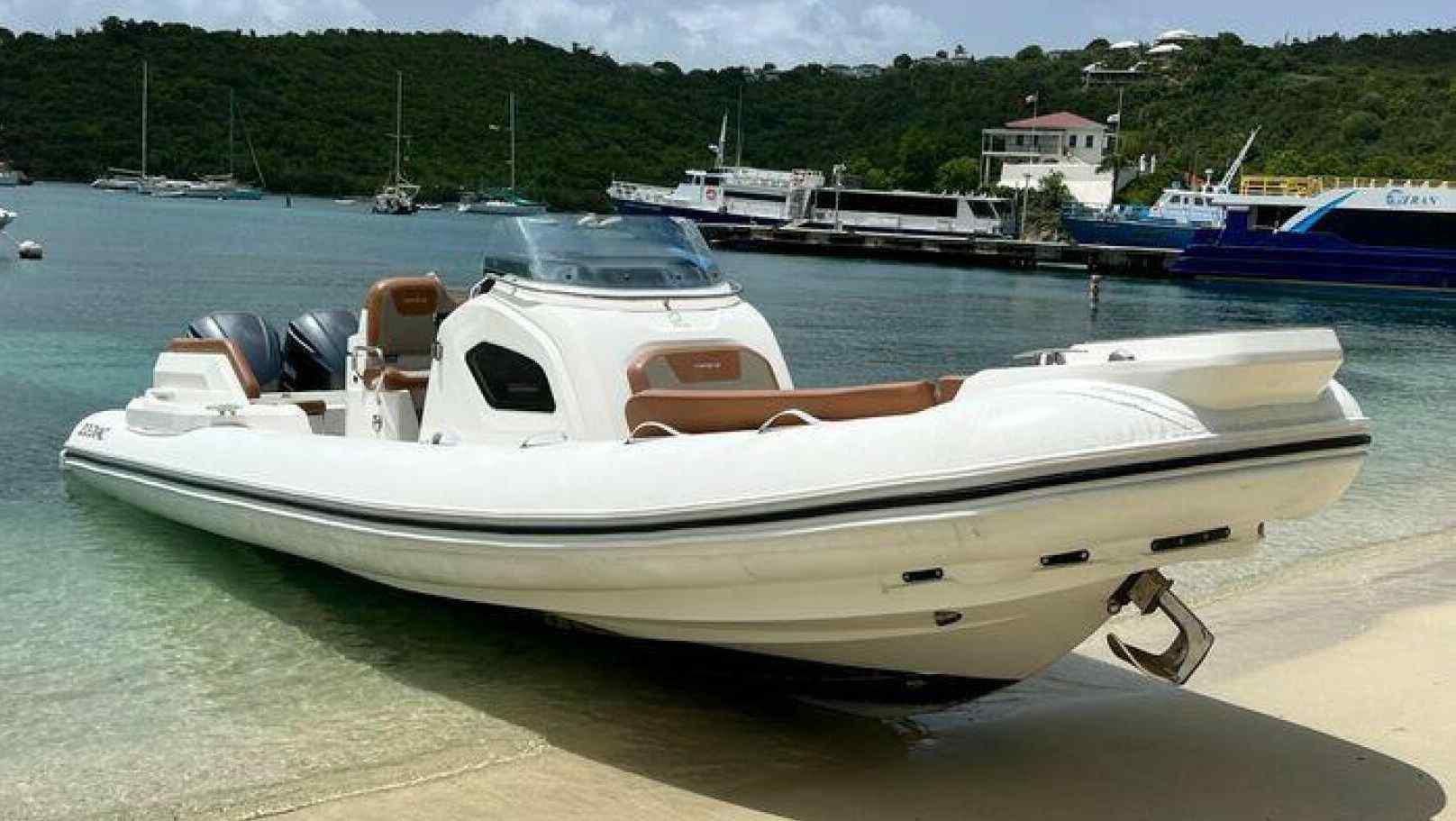 Yacht