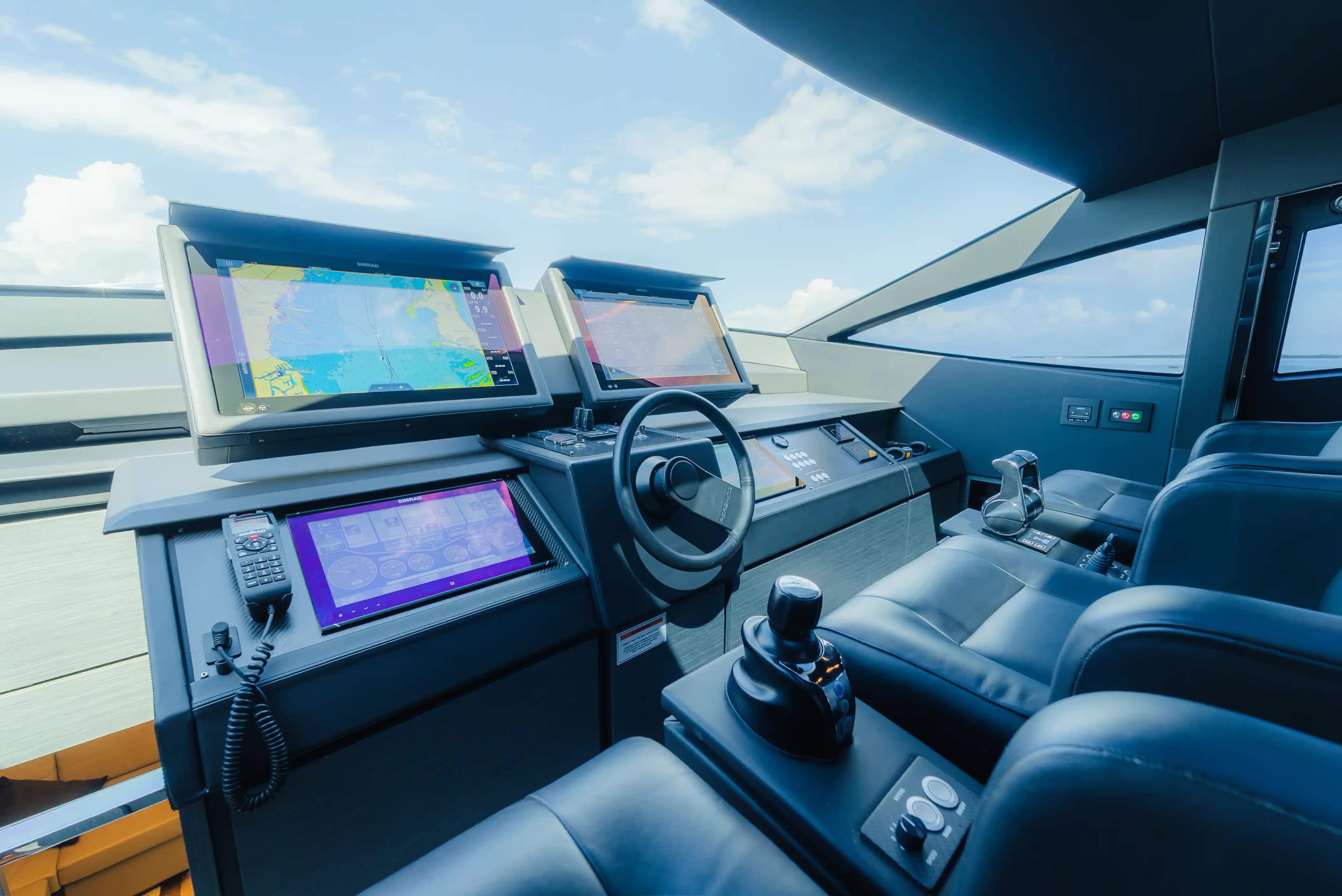 2021 Pershing 8X te koop in Fort Lauderdale, Florida Sport Cruiser 4