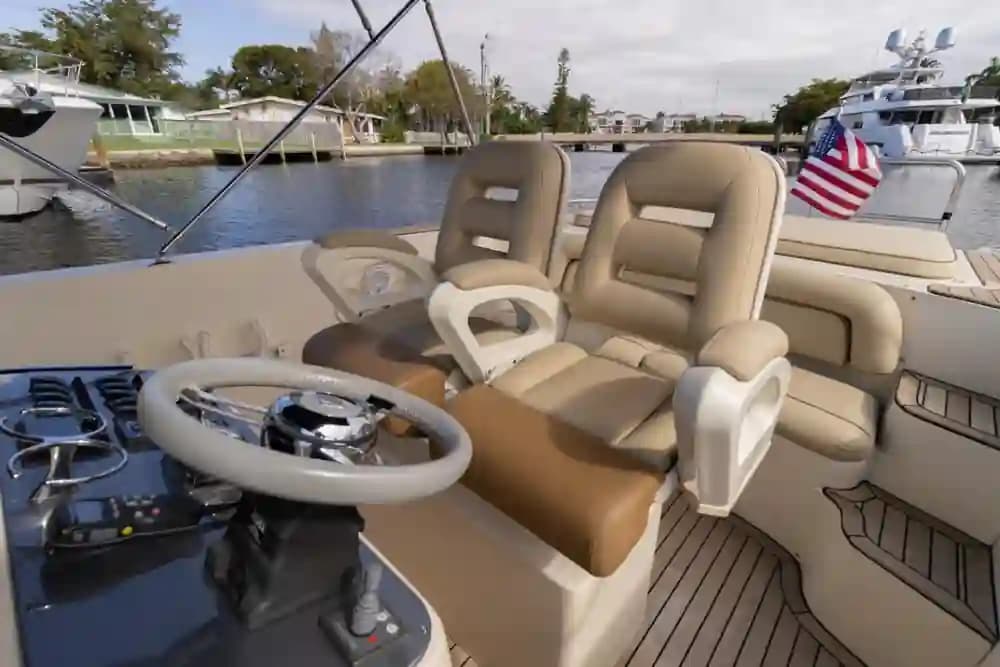 2007 Novurania Chase 31 for Sale in Fort Lauderdale, Florida Center Console 2