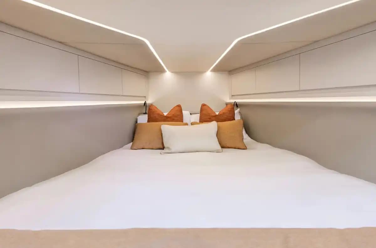 2025 Vanquish Yachts VQ55 Sports Line for Sale in Port d'Andratx, ES Center Console 4