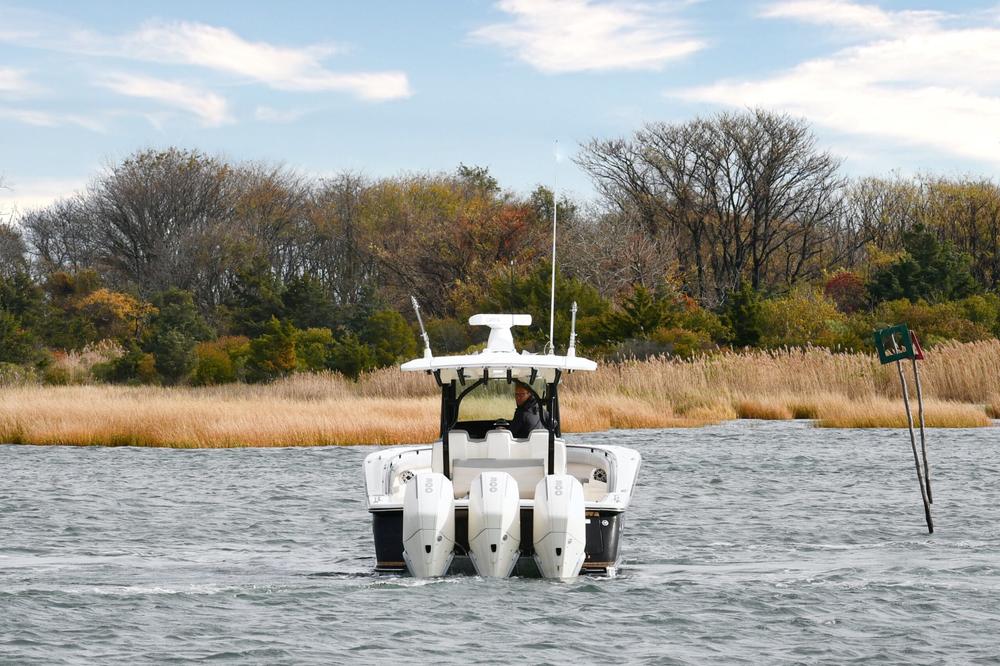 2020 Scout Boats 355 LXF