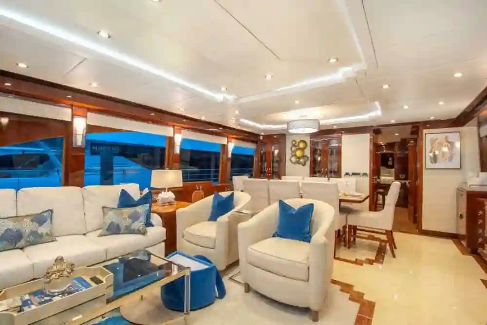 2014 Hargrave 94 Sky Lounge for Sale in Key Largo, Florida Motor Yacht 4