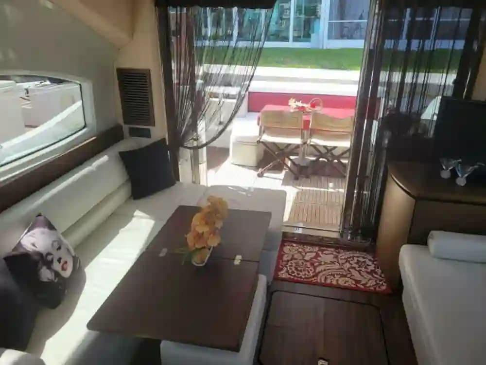 2009 Azimut Azimut 43S for Sale in Hallandale Beach, Florida Motor Yacht 3