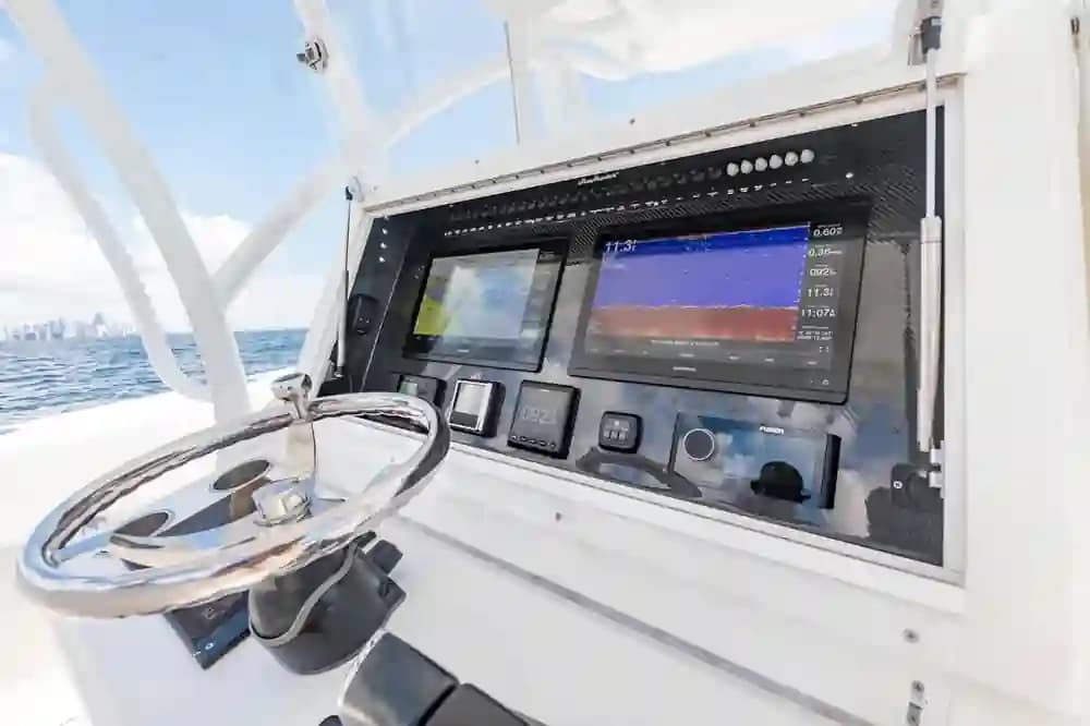 2020 SeaHunter 33 Tournament for Sale in Miami, Florida Center Console 4