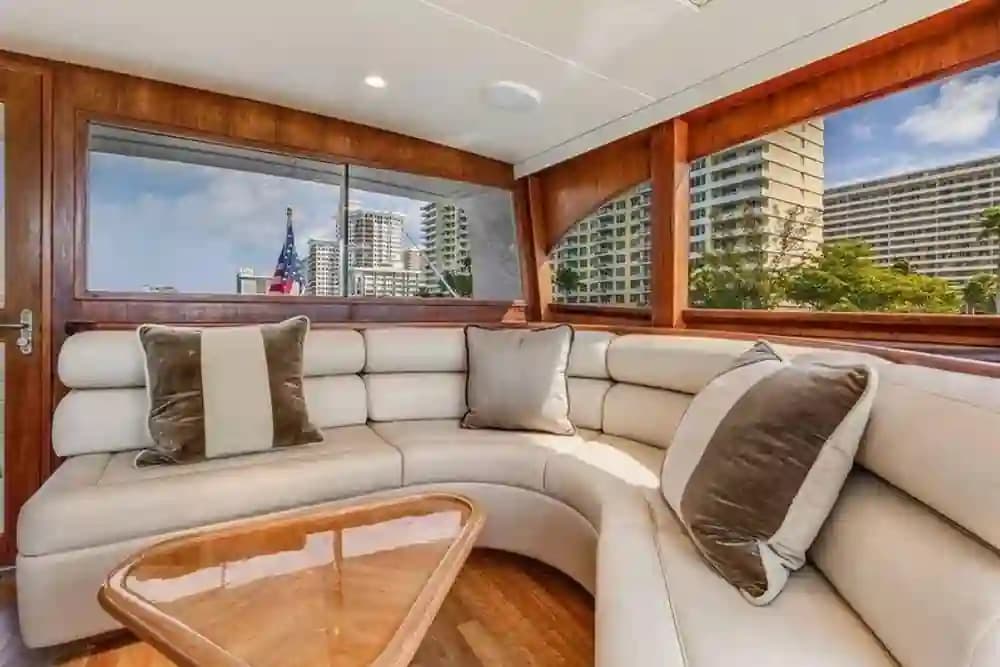 Huckins 70 Convertible a la venta