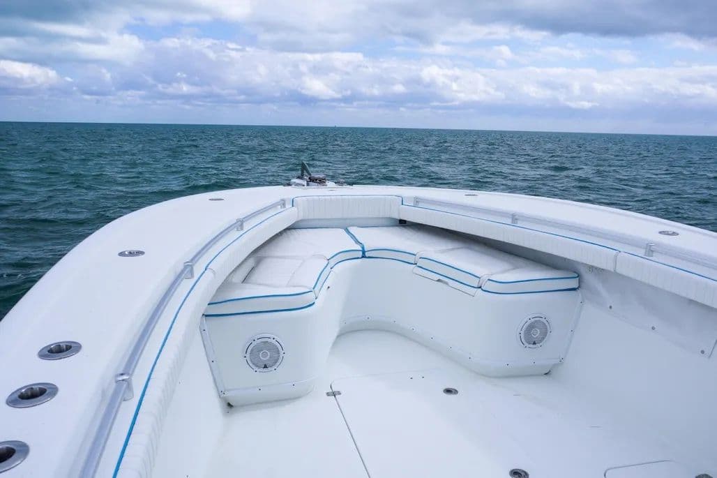 2011 Yellowfin 32 Offshore Sold in Key Largo, Florida Center Console 3