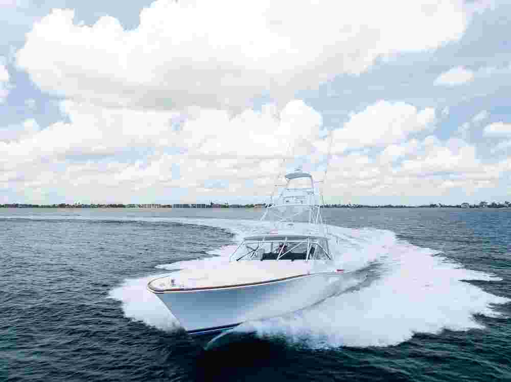 2010 Viking Yacht 52O