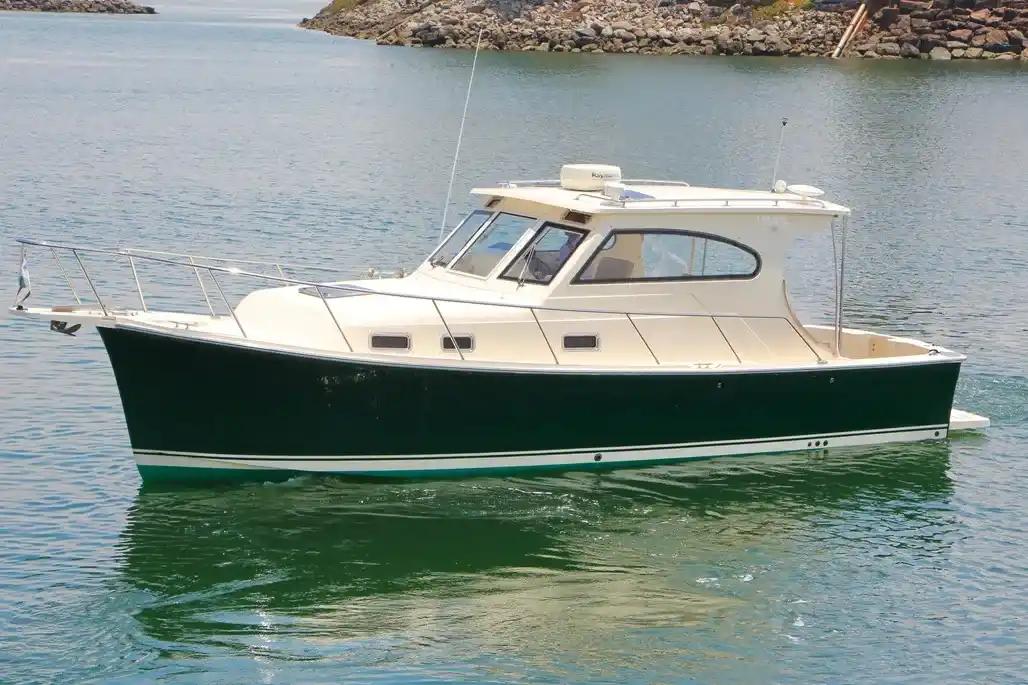 Mainship Pilot 30 II Sedan For Sale