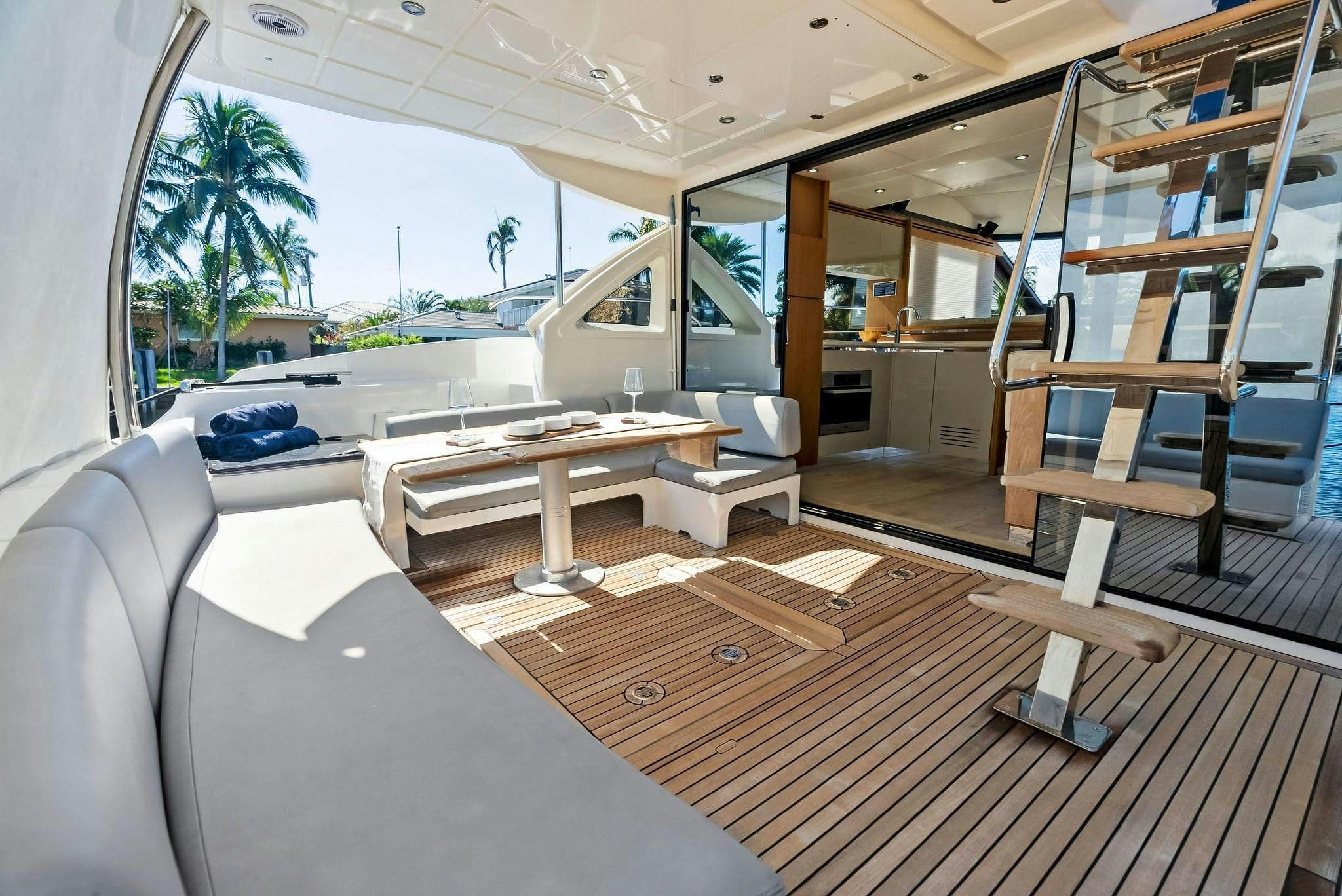 2013 Absolute 55 Fly for Sale in Pompano Beach, Florida Flybridge 3