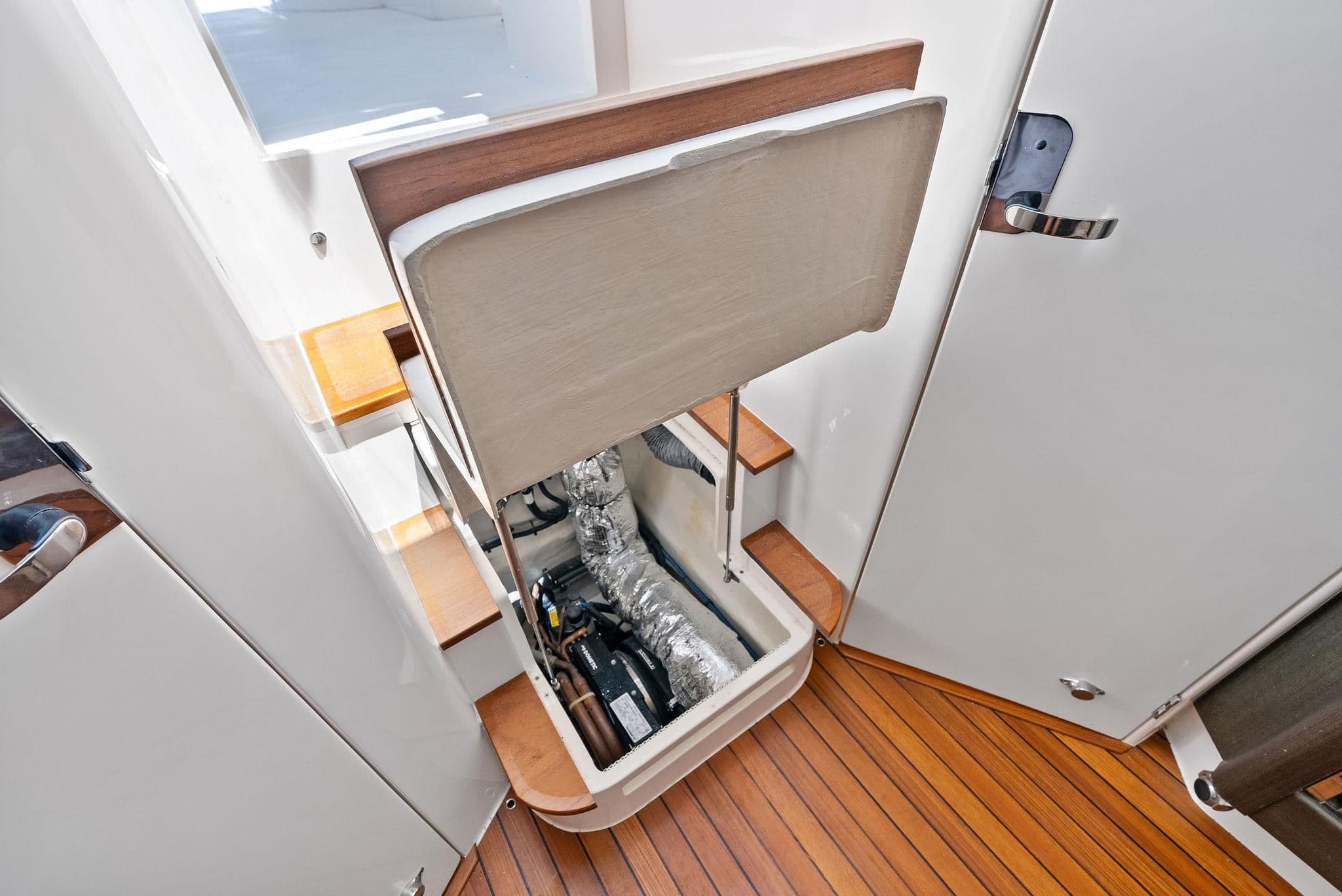 2022 Intrepid Powerboats 438 Evolution for Sale in Naples, Florida Express Cruiser 2