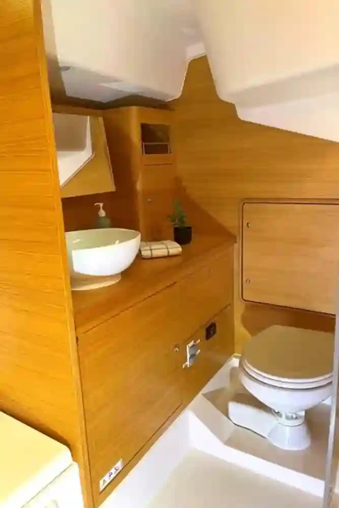2020 X-Yachts X4⁰ Sold in Westbrook, Connecticut Monohull 3
