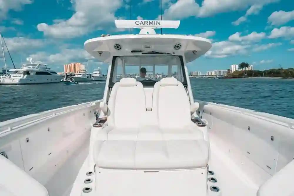 2022 Everglades Boats 395CC for Sale in Fort Lauderdale, Florida Sport Fishing 4