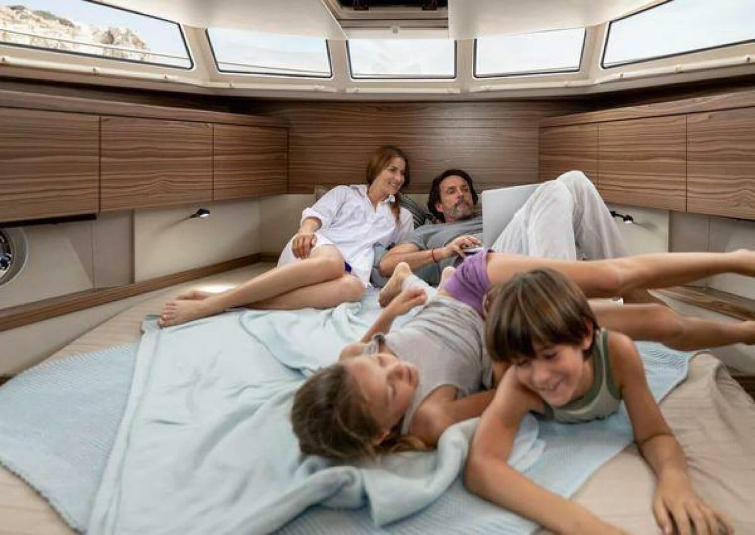 2027 Greenline Yachts 40 Hybrid for Sale in Fort Lauderdale, Florida Explorer Yachts 3