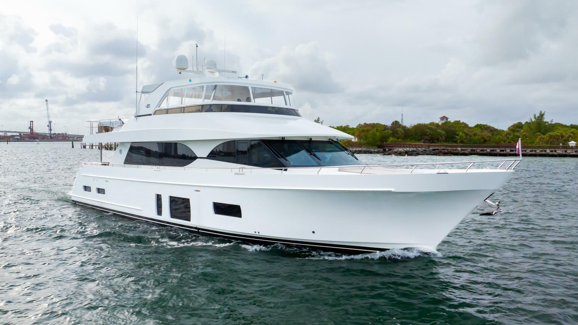 2018 Ocean Alexander 85E in vendita a Jupiter, Florida Motor Yacht 3