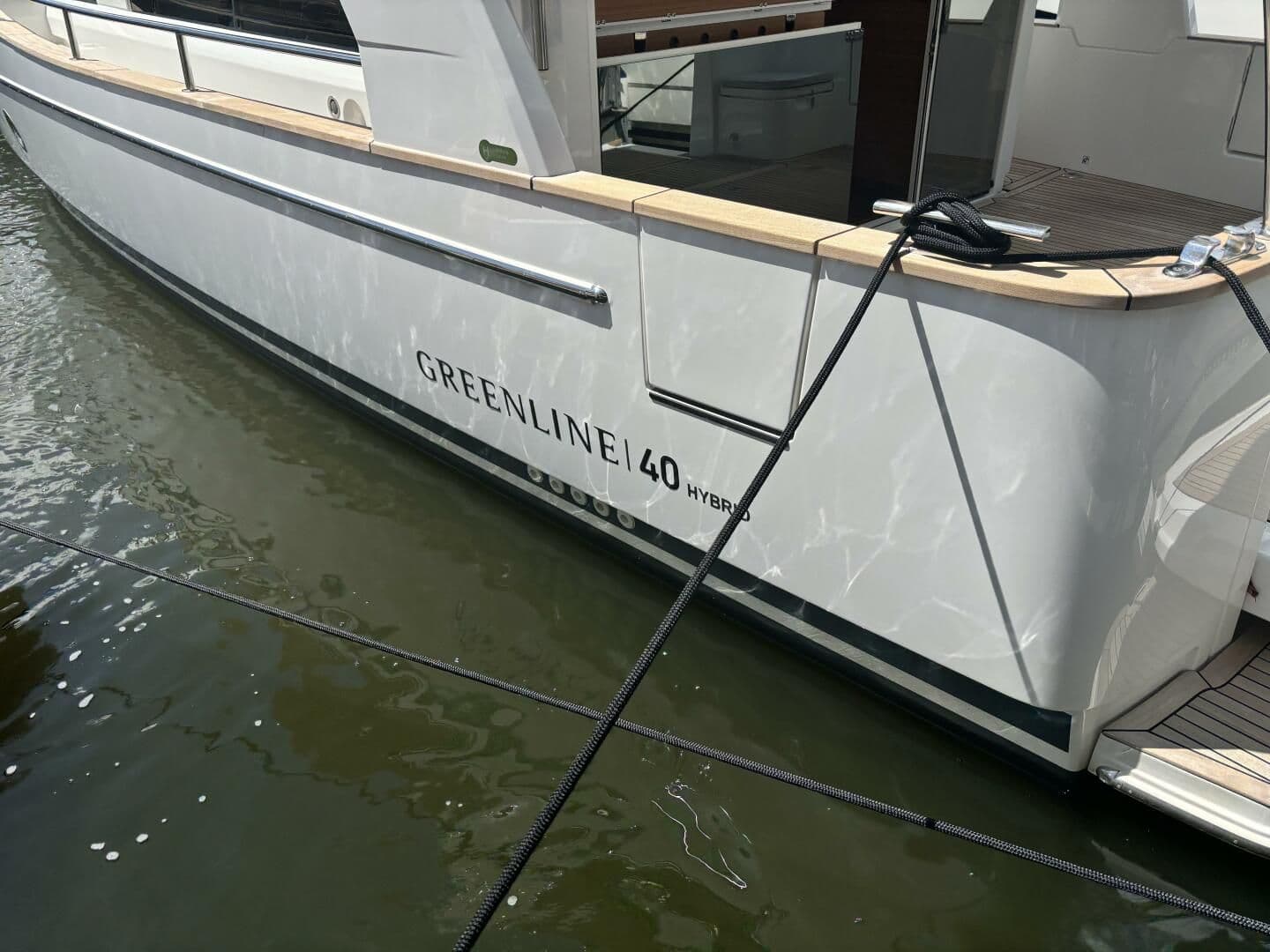2024 Greenline Yachts 40 Hybrid Sold in Annapolis, Maryland Explorer Yachts 4