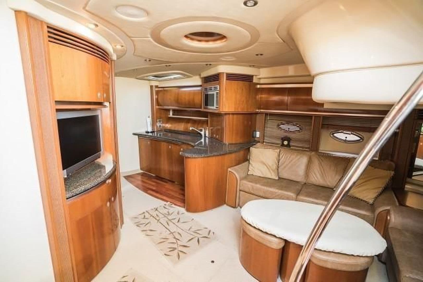 2005 Sea Ray 500 Sundancer for Sale in North Miami, Florida Express Cruiser 1