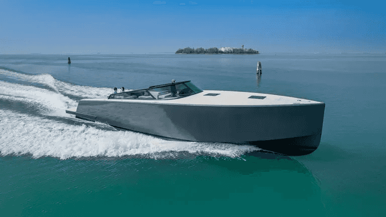 Yacht