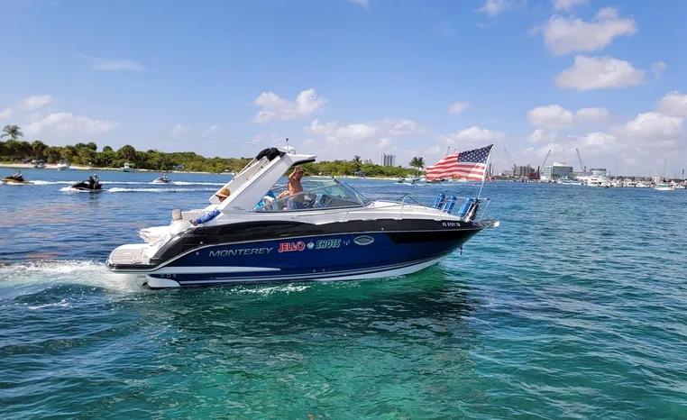 2019 Monterey 295 Sport Yacht