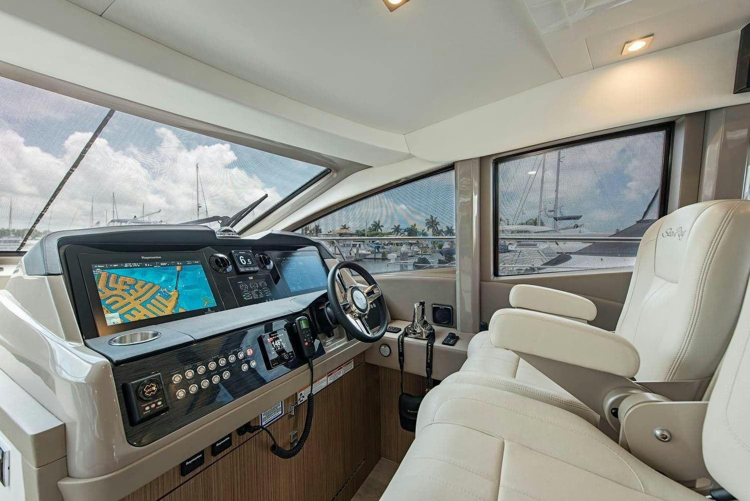 2018 Sea Ray L550 for Sale in Marco Island, Florida Express Cruiser 1