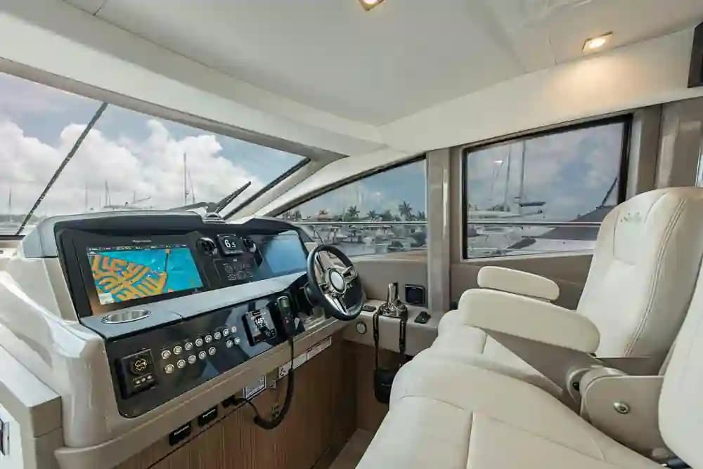 2018 Sea Ray L550 for Sale in Marco Island, Florida Express Cruiser 2