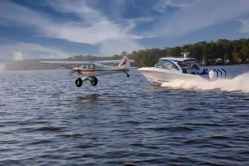 Fountain Powerboats 39 DX for Sale