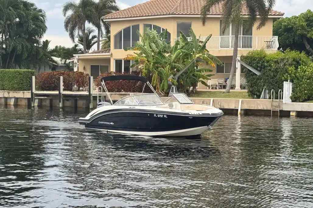 Yacht
