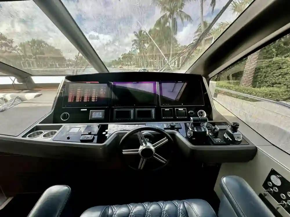 2019 Sunseeker 76 Yacht for Sale in Boca Raton, Florida Flybridge 3