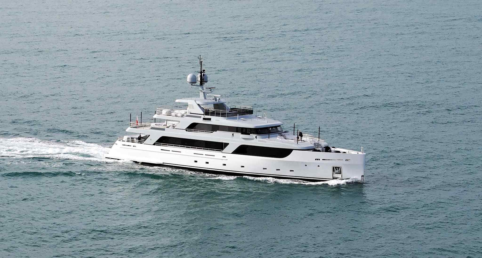 Yacht
